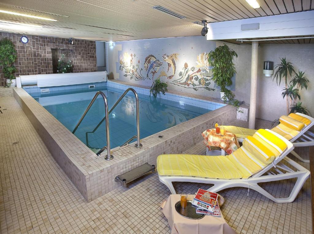 Hotel Pohl Kinheim المظهر الخارجي الصورة